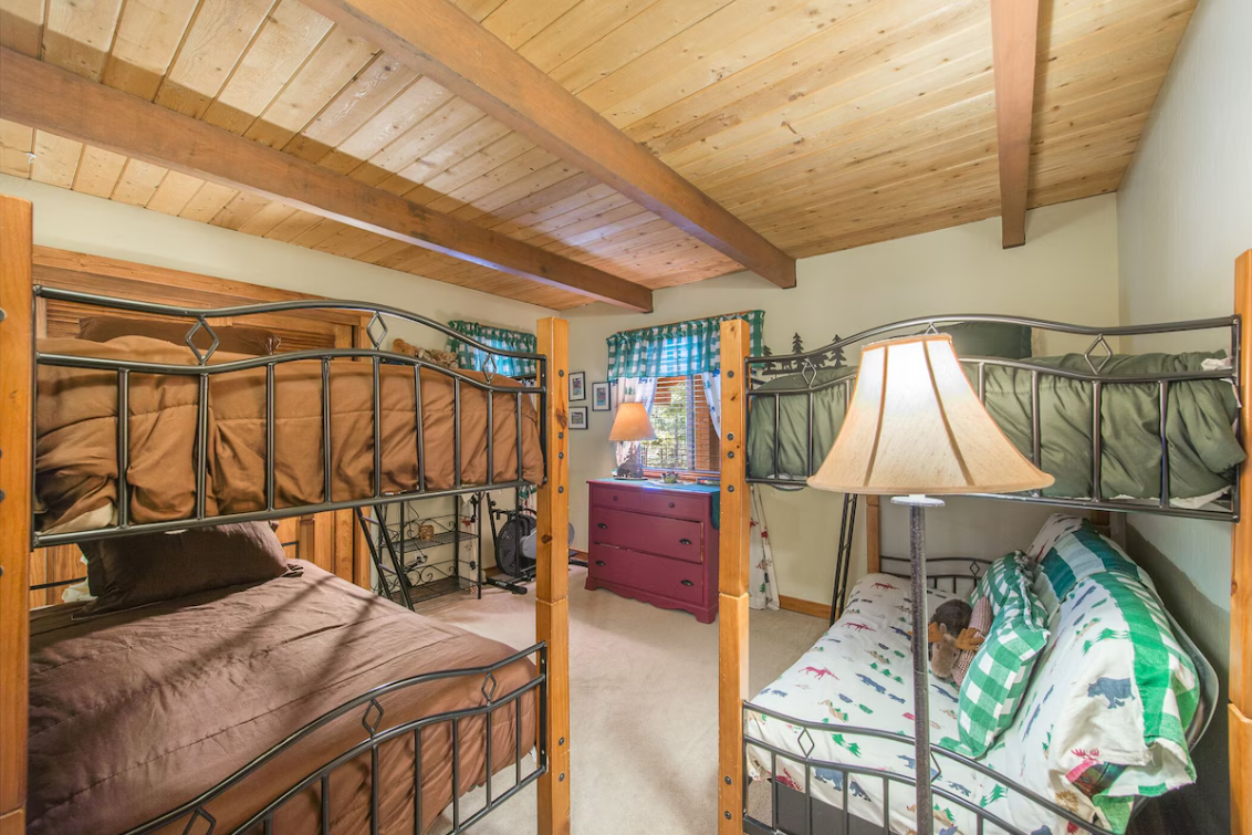 Image of Truckee 4 Season Mountain Retreat/Hot Tub - Great Location