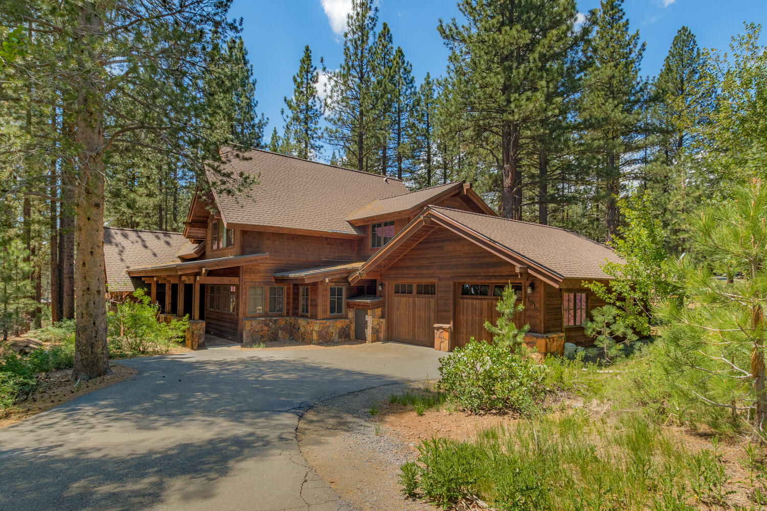 Image of Truckee Treasure at Gray's Crossing