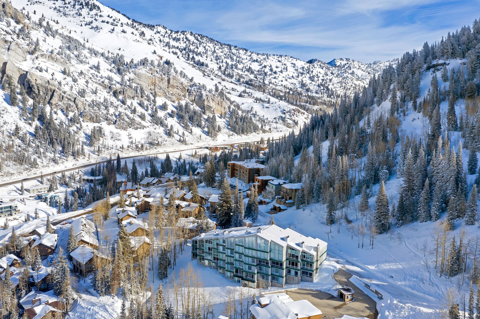 ■PREMIUM出品■LODGE UTAH ユタ★スキレット ALTA PERUVIAN LODGE - Updated 2025 Reviews (Utah)