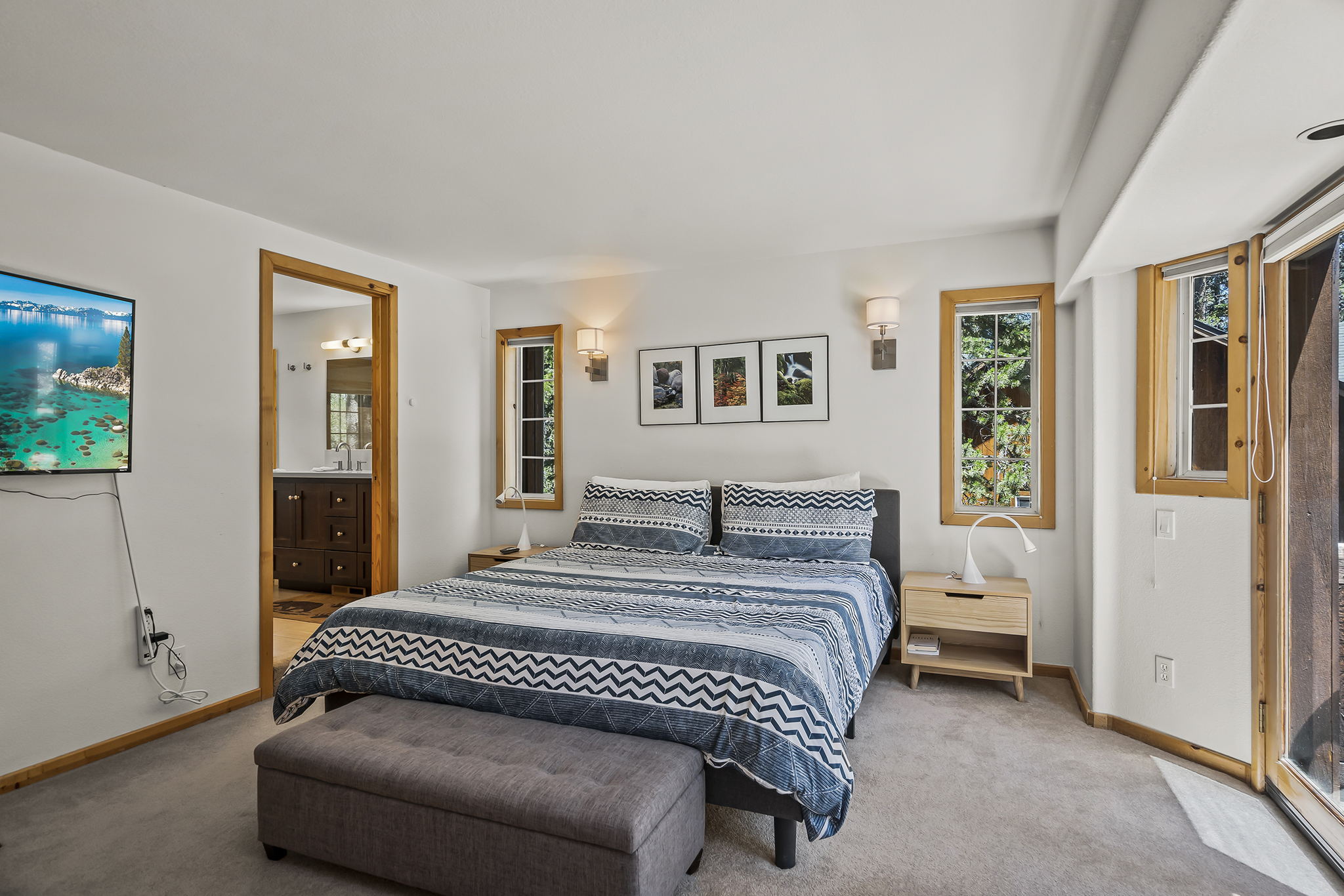 Image of Tahoe Donner Meadow View Cabin