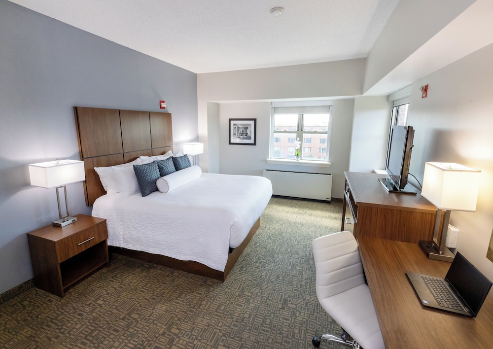 Image of Kellogg Conference Hotel at Gallaudet University