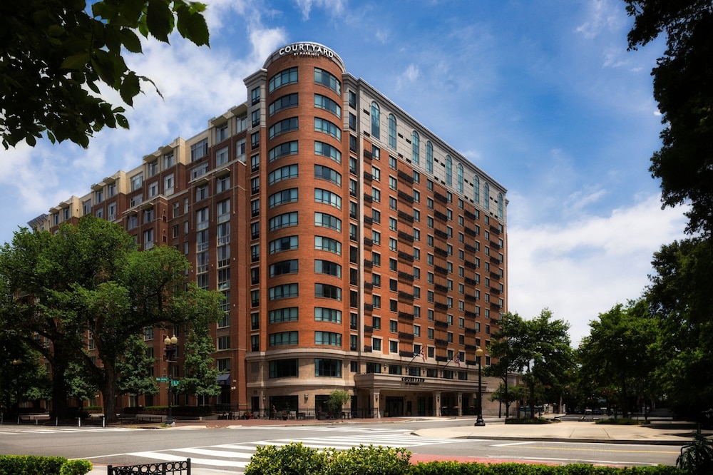 Image of Courtyard by Marriott Washington Capitol Hill/Navy Yard