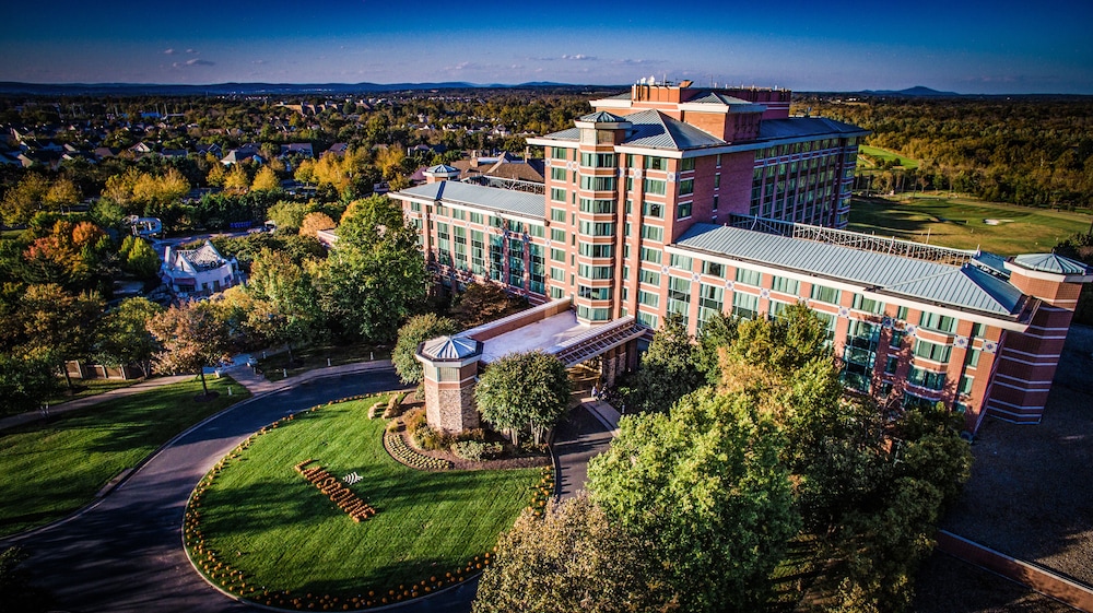 Image of Lansdowne Resort