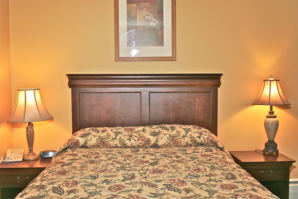 Image of Stone Fence Lodging