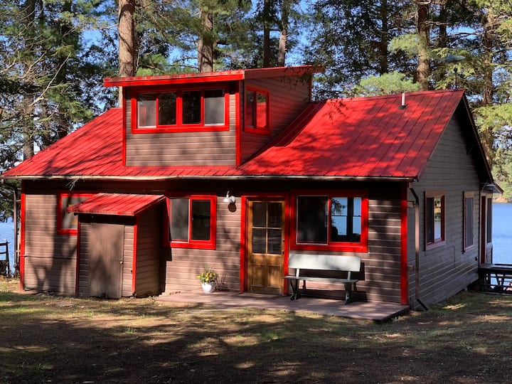 Image of Lakeside Cottage