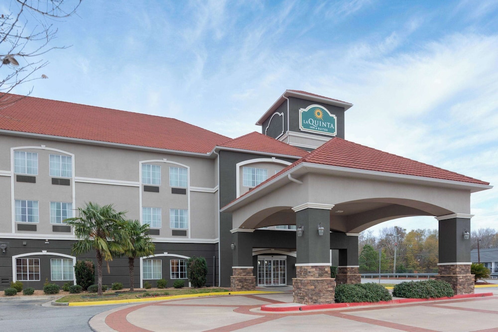 Image of La Quinta Inn & Suites by Wyndham Macon West