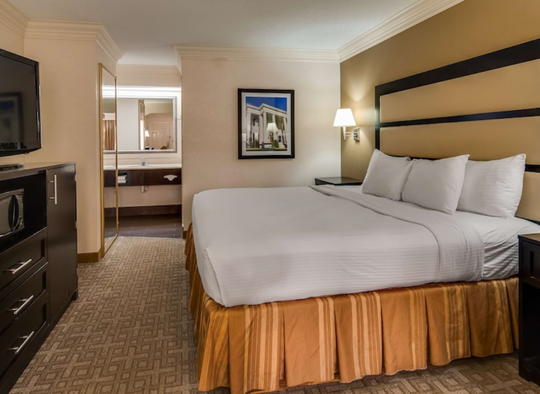 Image of Best Western Inn & Suites of Macon