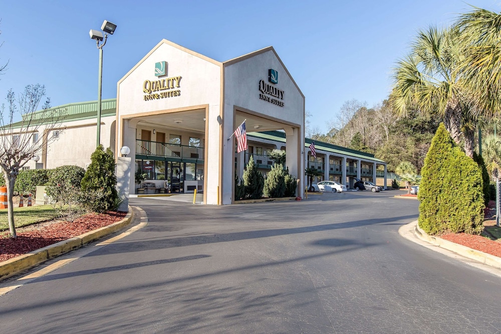 Image of Quality Inn & Suites Macon North
