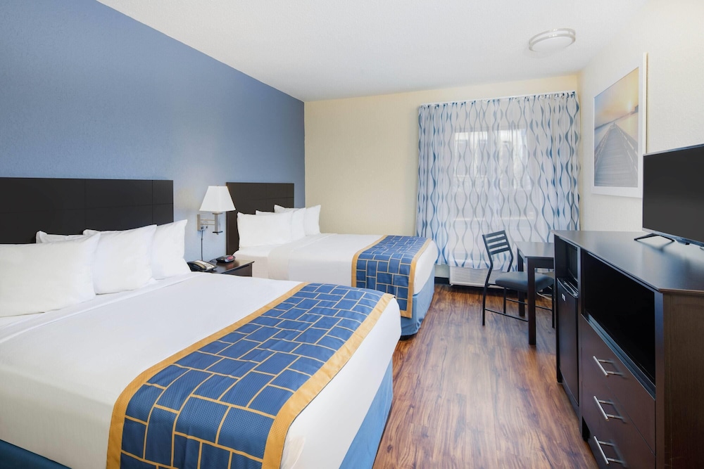 Image of Days Inn by Wyndham Macon I-75 North