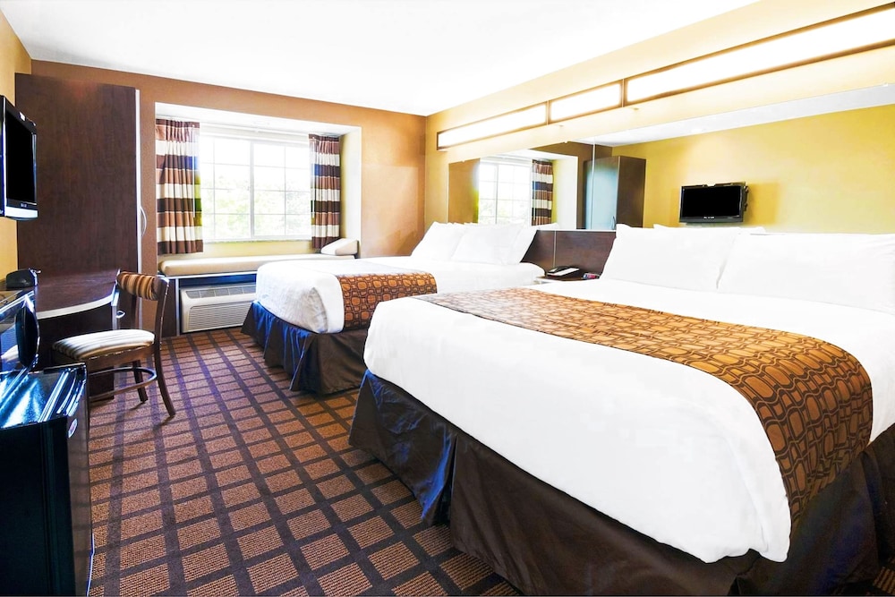 Image of Microtel Inn & Suites by Wyndham Macon