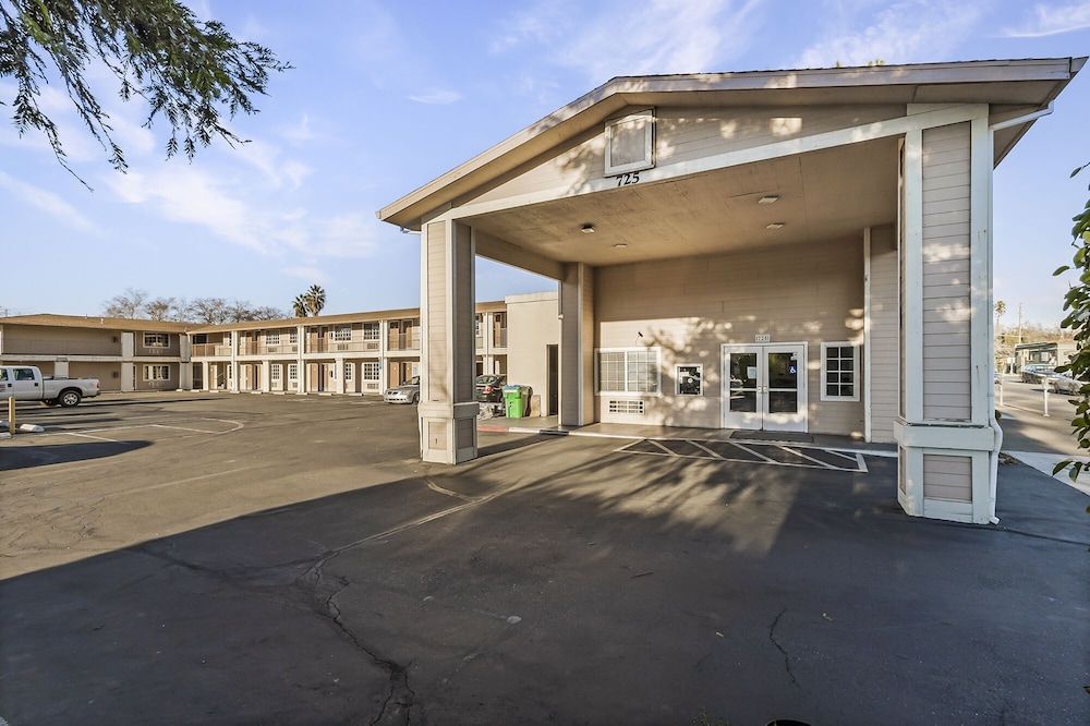 Image of Heritage Inn Express