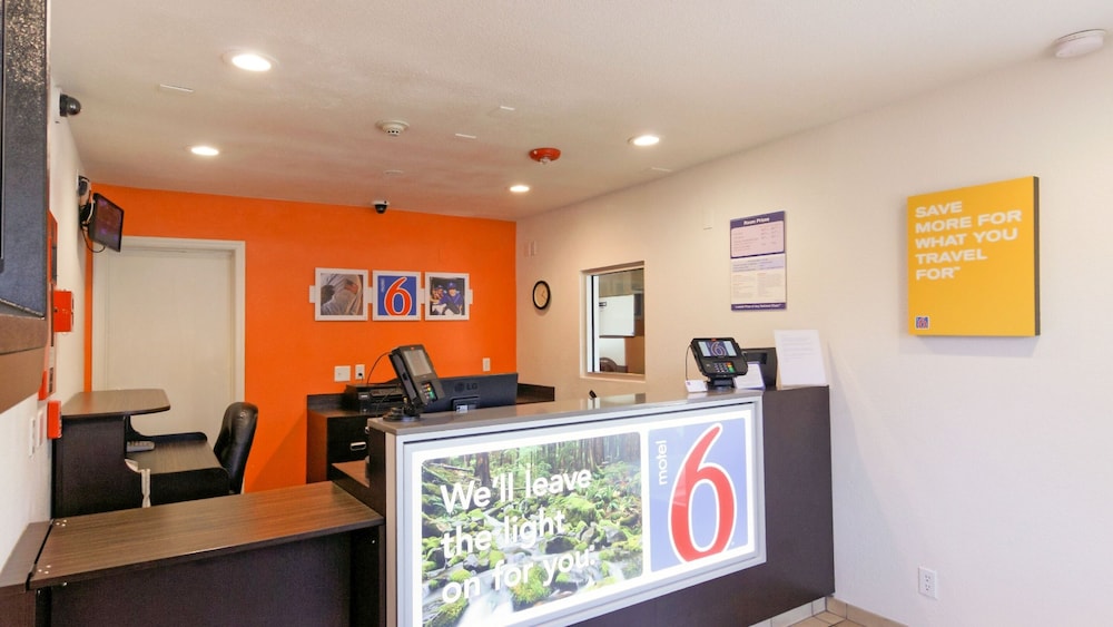 Image of Motel 6