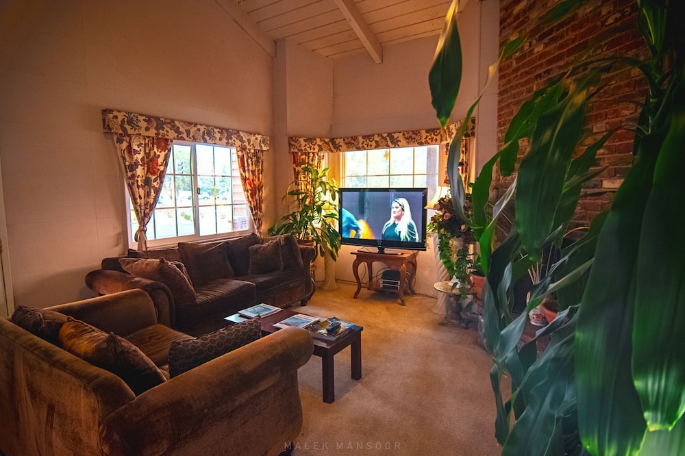 Image of Safari Inn Motel
