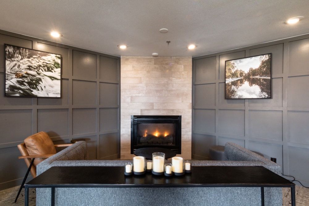 Image of Oxford Suites