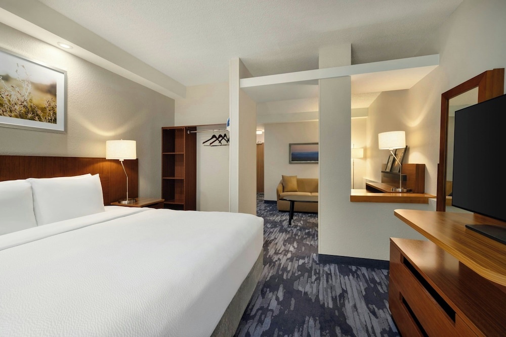 Image of Fairfield Inn & Suites Savannah I-95 South