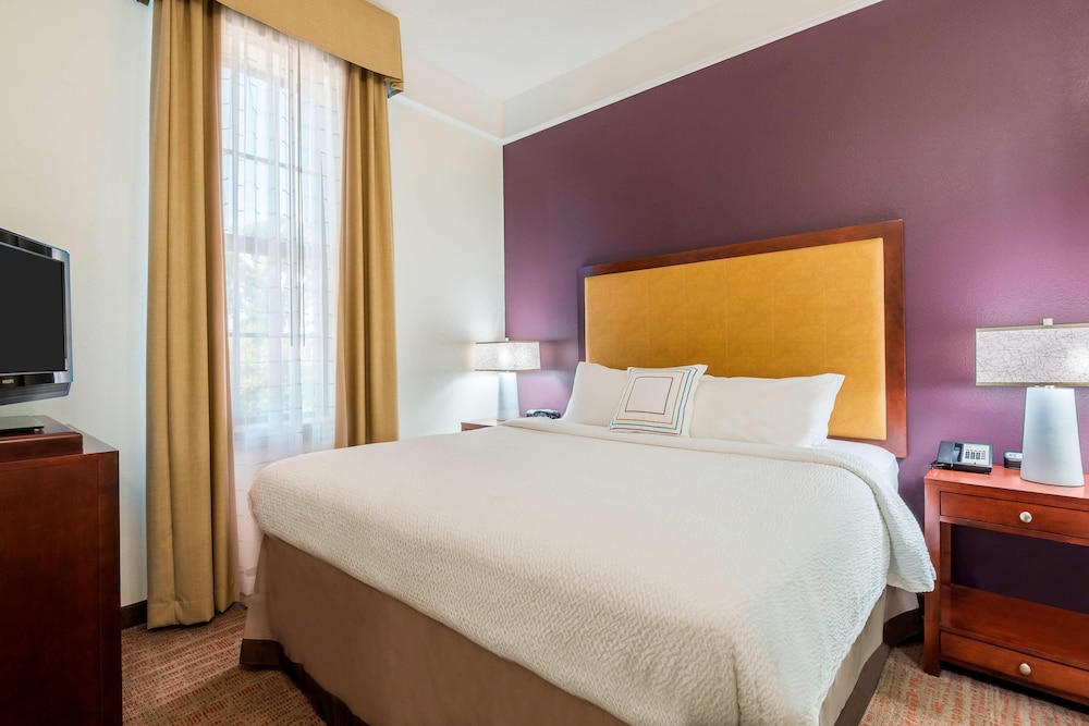 Image of Residence Inn Savannah Downtown Historic District