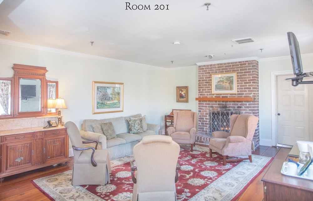 Image of 17 Hundred 90 Inn