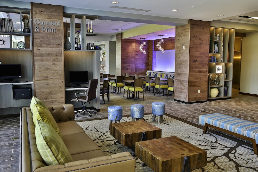 Image of Fairfield Inn & Suites Savannah Midtown