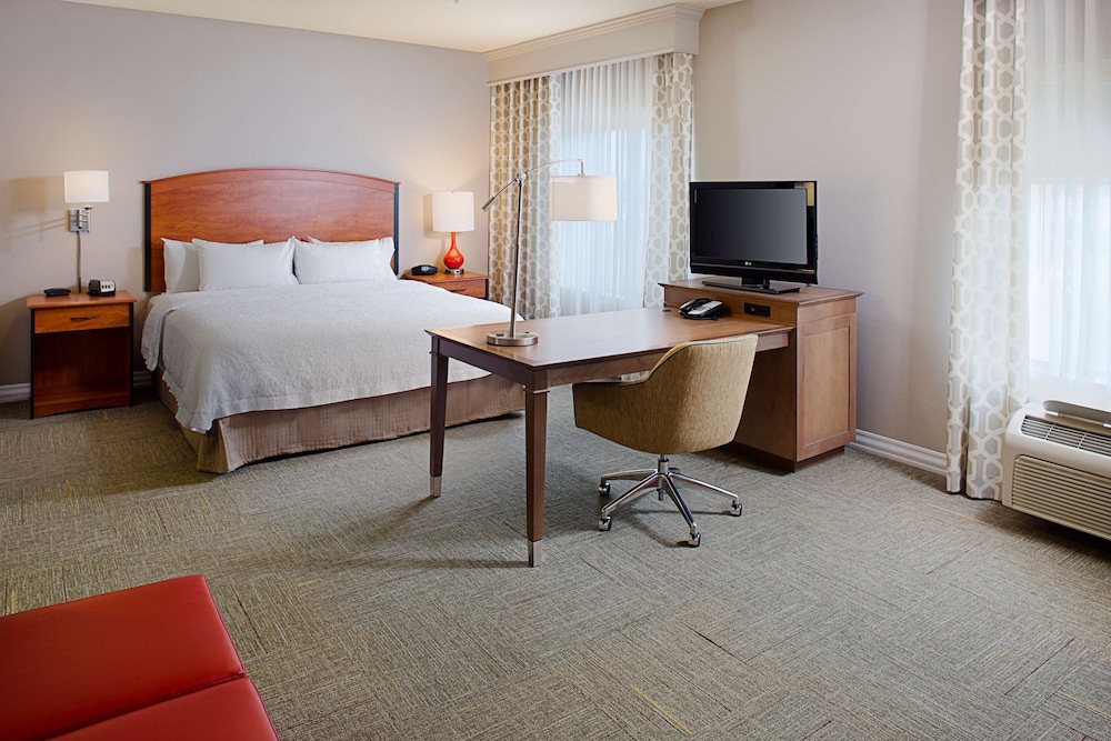 Image of Hampton Inn & Suites