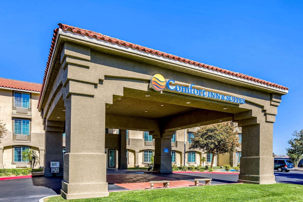 Image of Comfort Suites