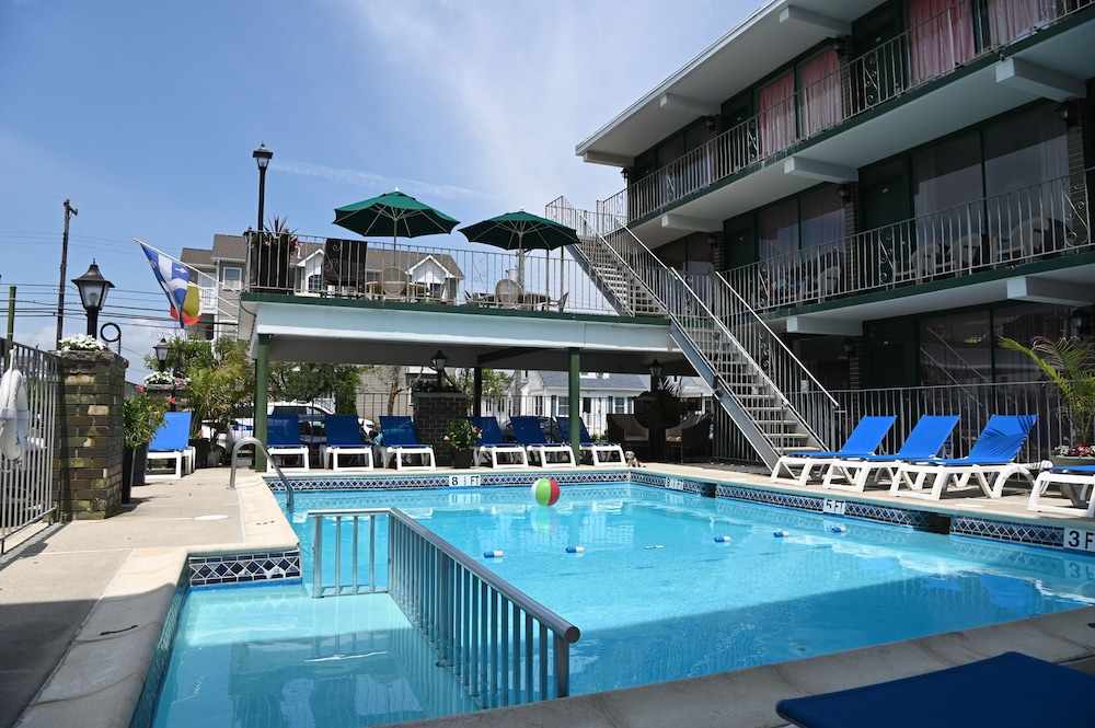 Image of Grecian Gardens Motel