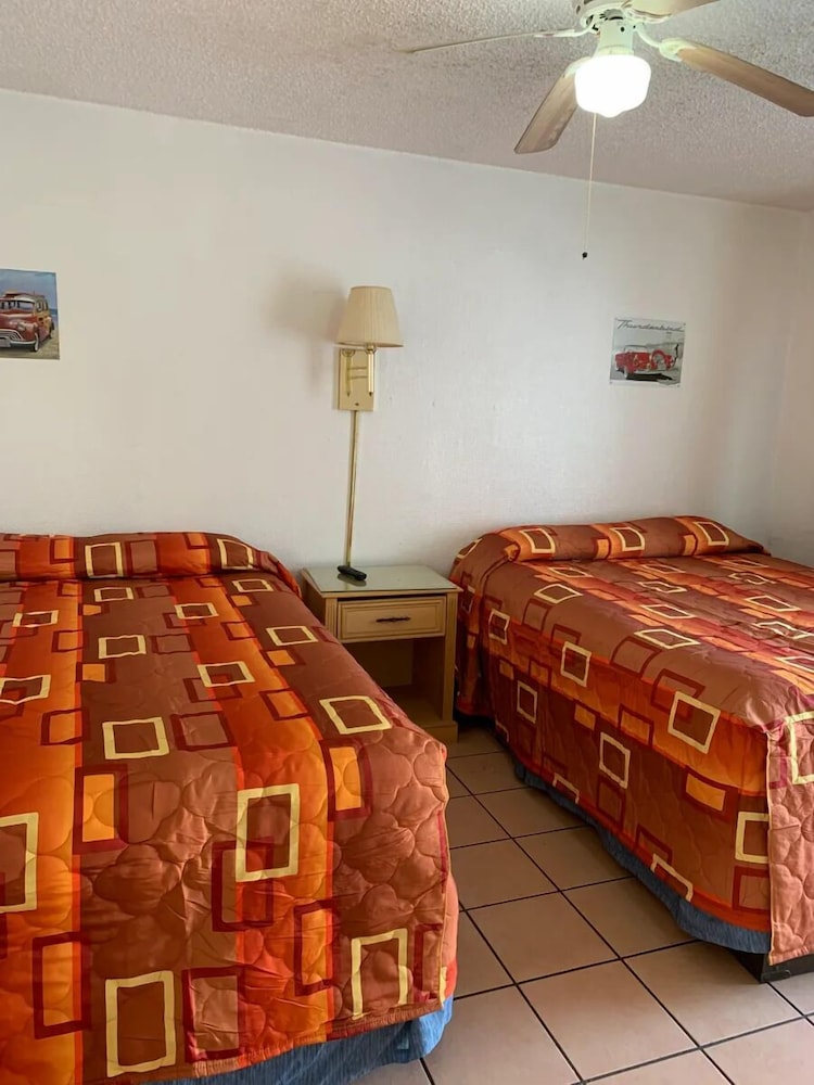 Image of Sunshine Motel
