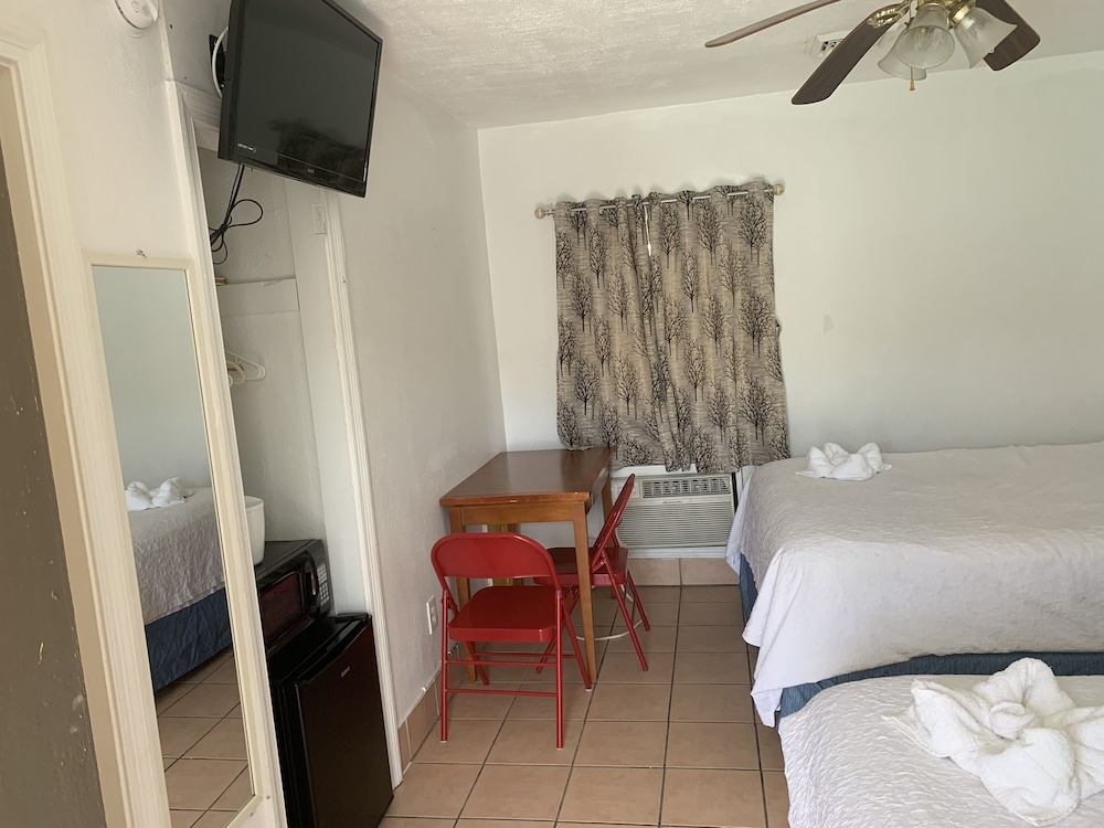 Image of Sunshine Motel