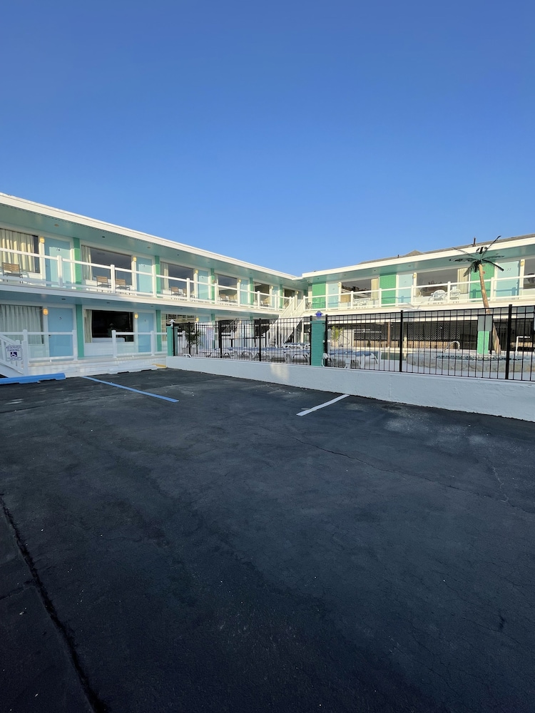 Image of Mango Motel