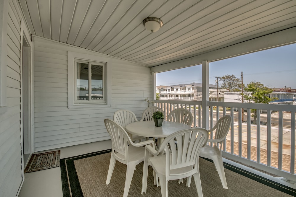 Image of Daytona Inn And Suites