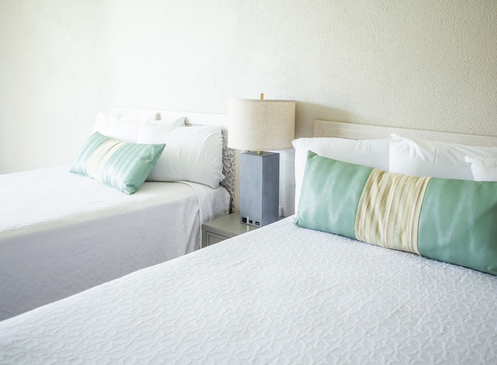 Image of Bristol Plaza Resort Motel