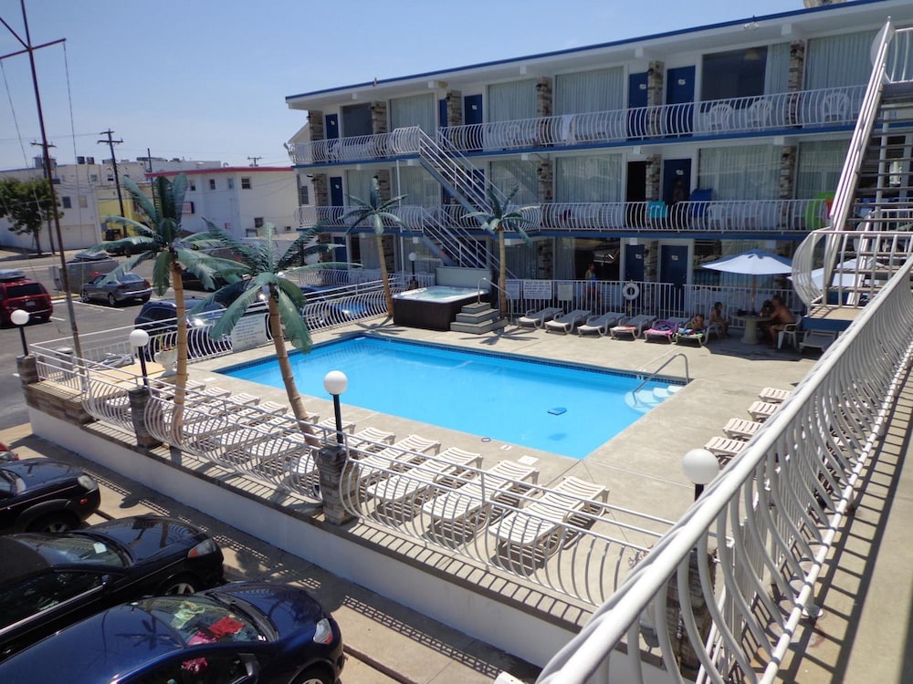 Image of Quarterdeck Motel