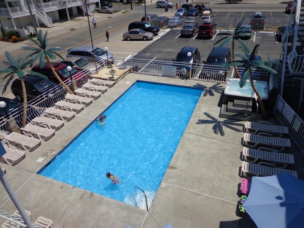 Image of Quarterdeck Motel