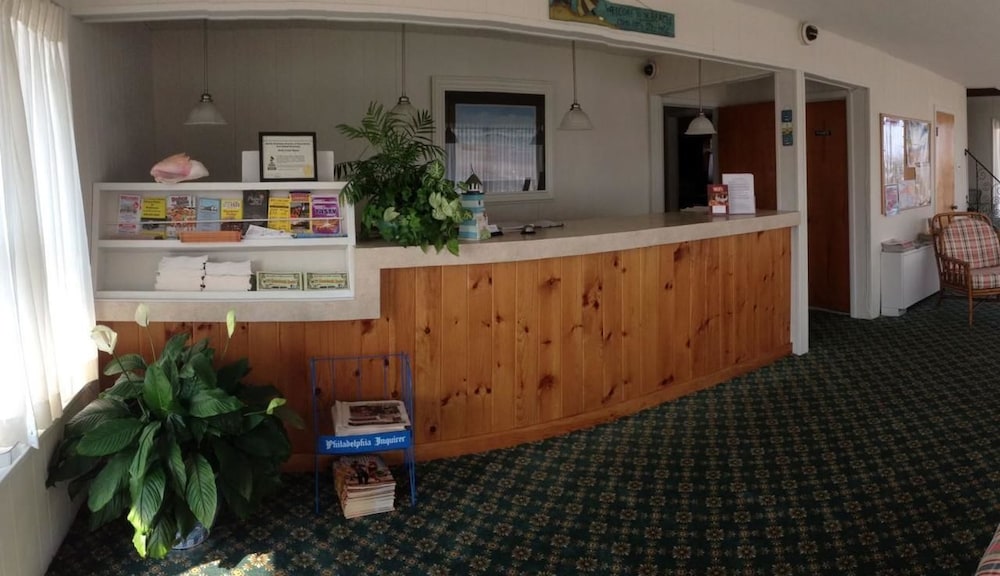 Image of Gold Crest Motel