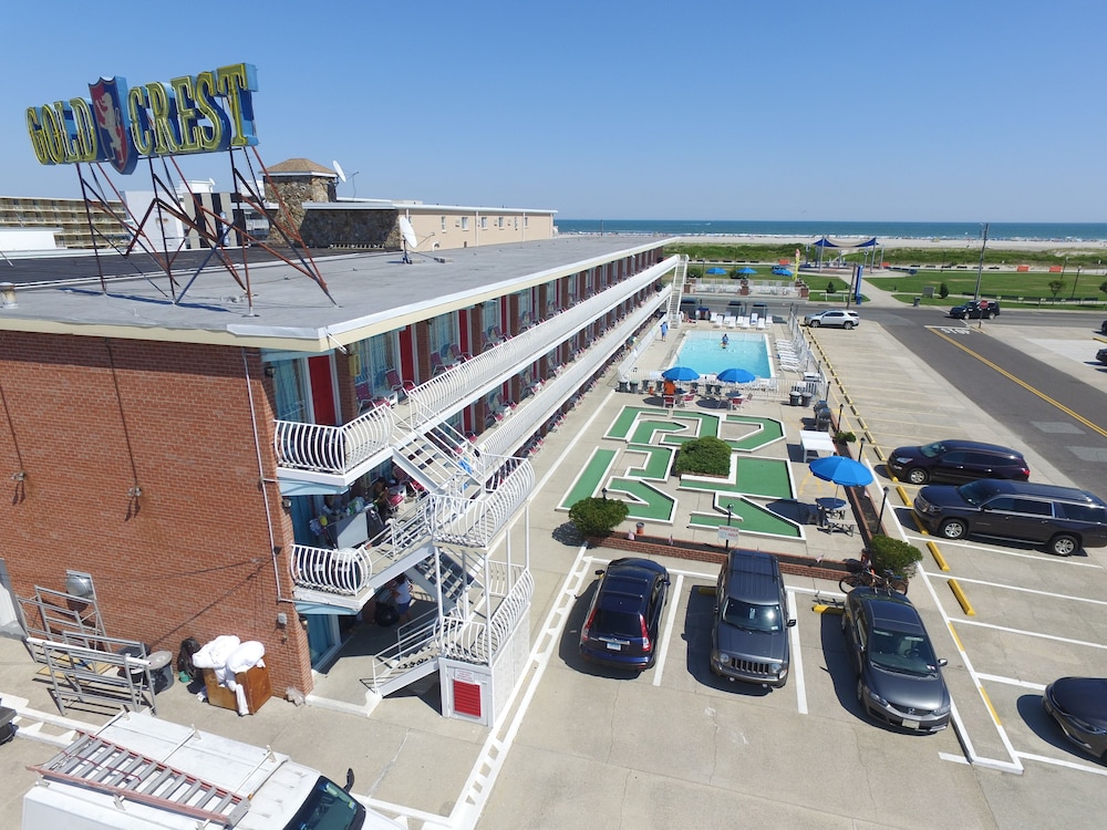 Image of Gold Crest Motel