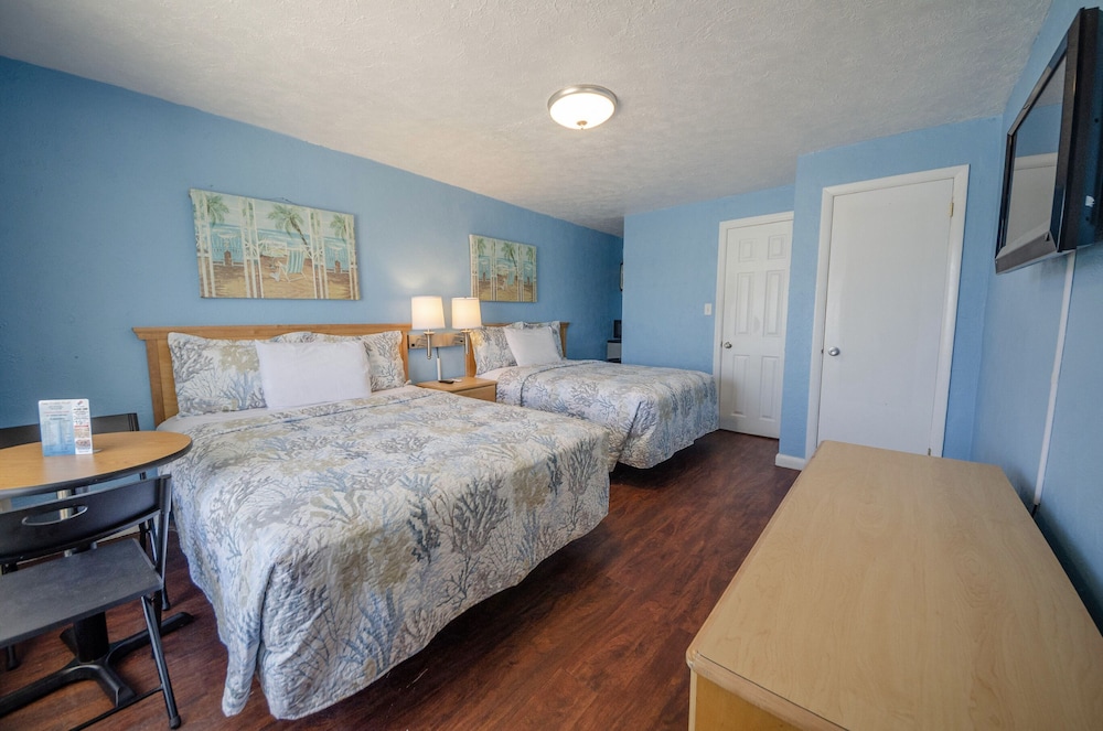 Image of Surf Comber Motel