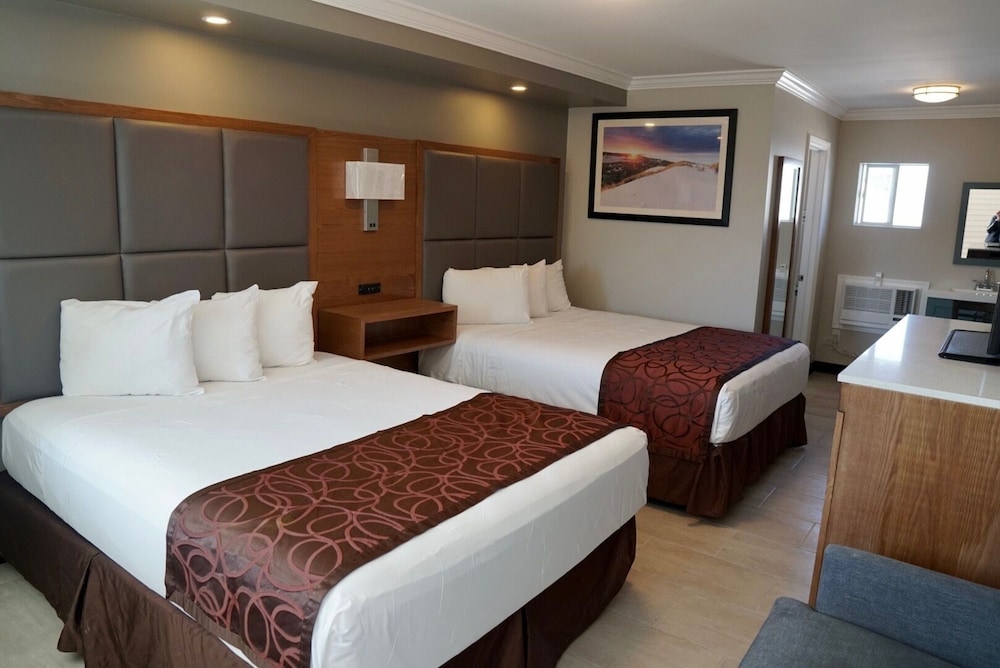 Image of Coastal Sands Inn