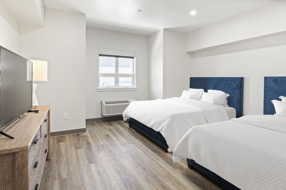 Image of Seaport Suites