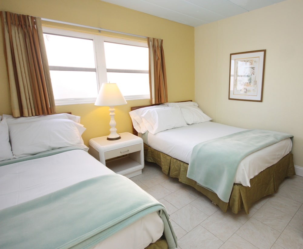 Image of Quebec Motel By The Sea