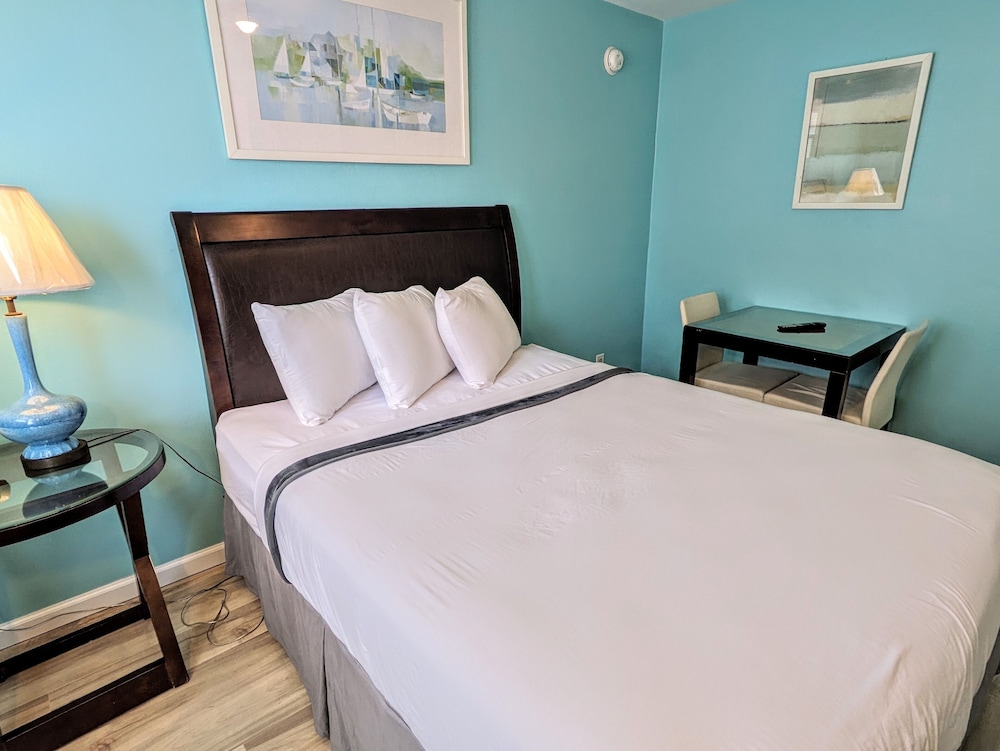 Image of Clarem Happy Days Inn
