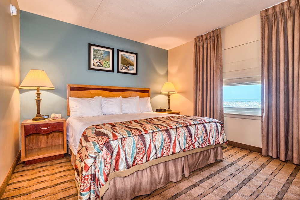 Image of Reges Oceanfront Resort