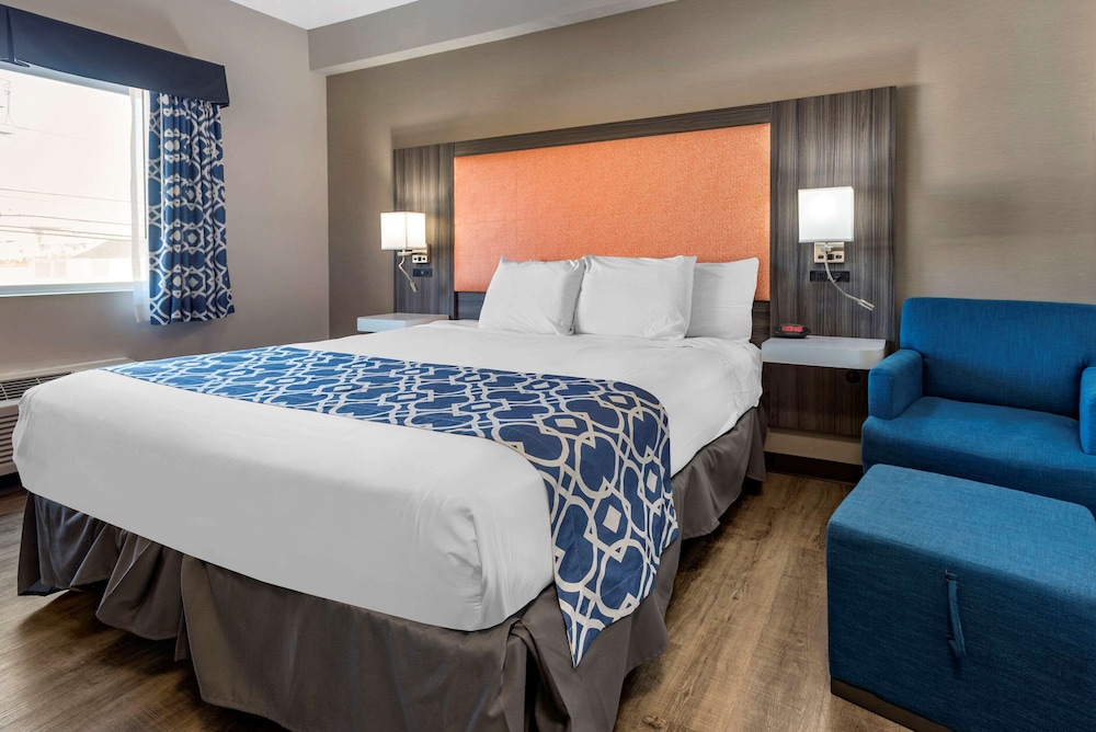 Image of The Waves Hotel, Ascend Hotel Collection