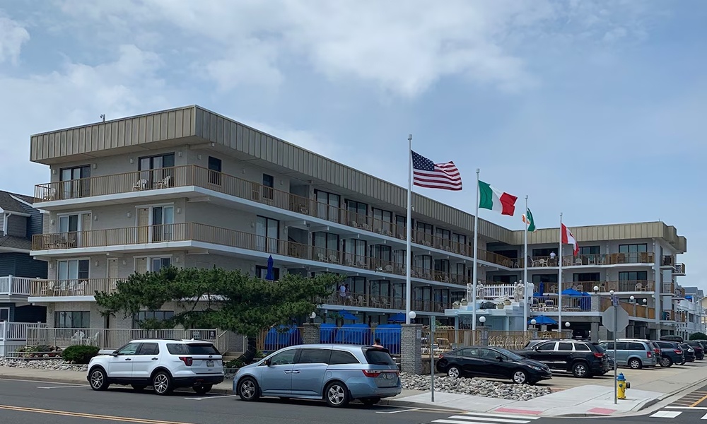 Image of Roman Holiday Oceanfront Resort