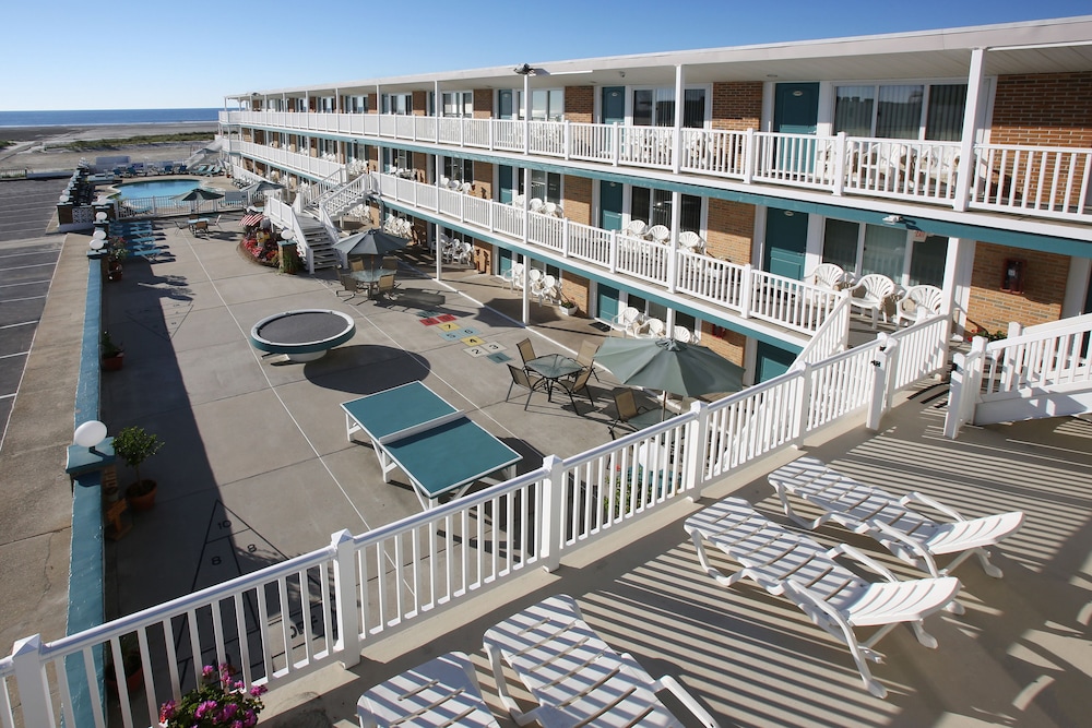 Image of Monterey Resort