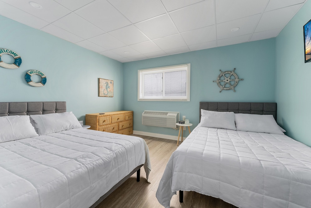 Image of Harbor Light Family Resort