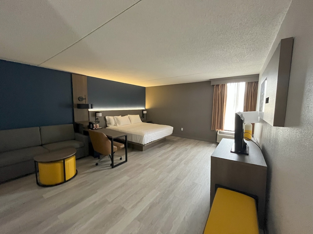 Image of Comfort Inn & Suites